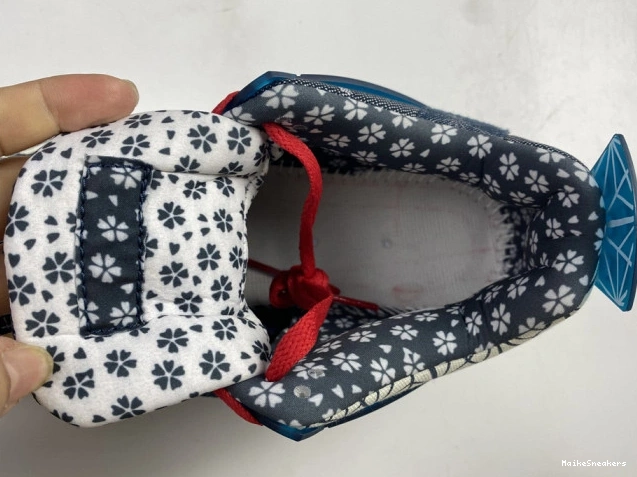 MaikeSneakers Jordan CW0898-400 SE Air 4 Sashiko Retro 0712